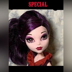 Nwots 2015 G2 Monster High Doll Elissabat Ghoulebrities in London